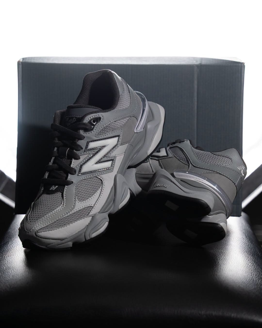 NEW BALANCE 9060 CHAMPIONS