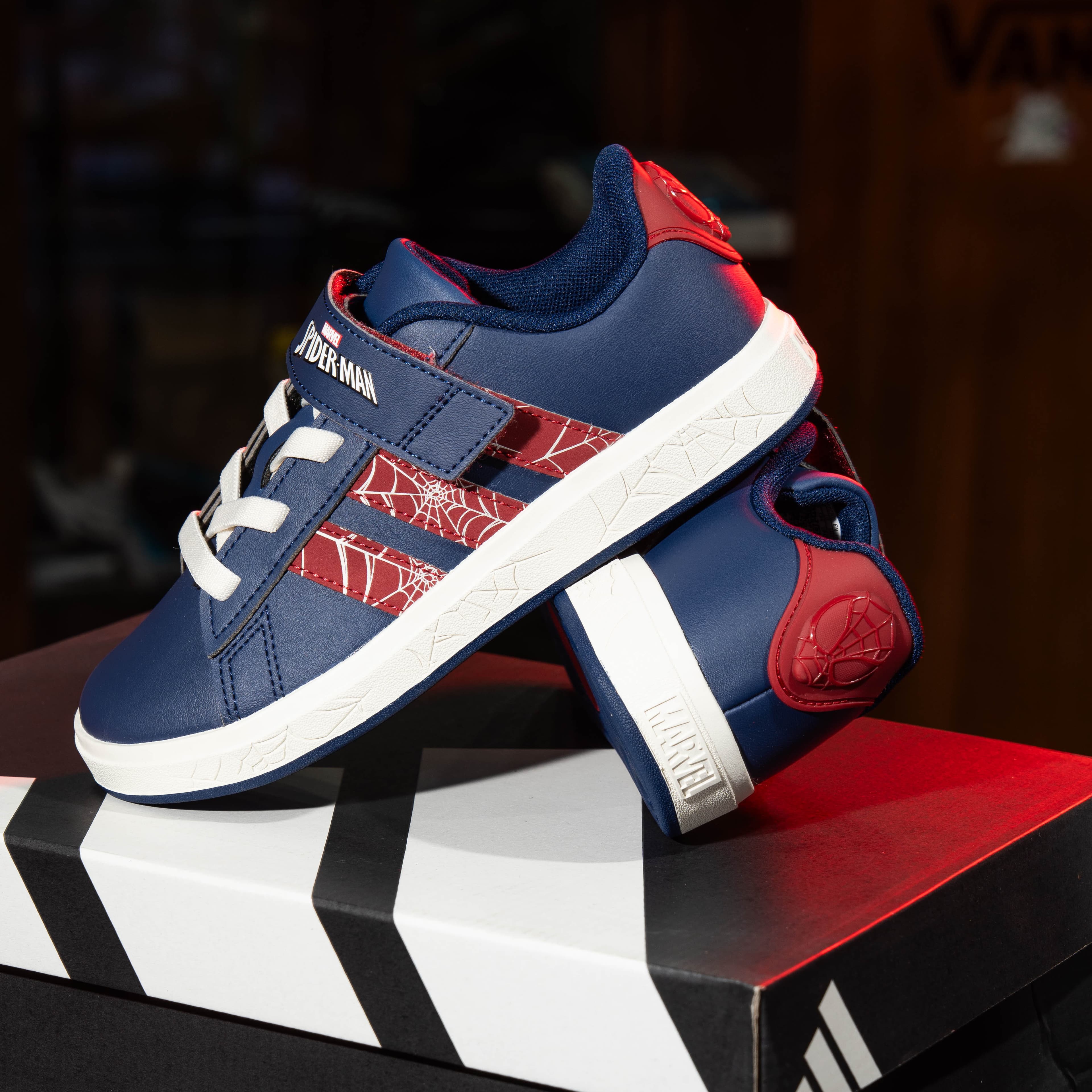ADIDAS GRAND COURT SPIDER-MAN EL KIDS