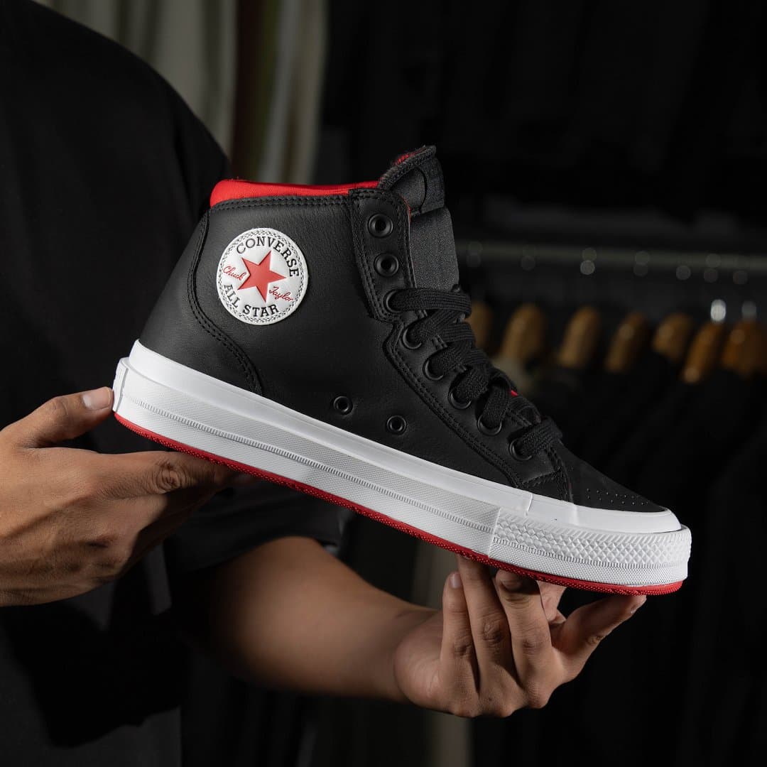 CONVERSE CHUCK TAYLOR PENNANT SE